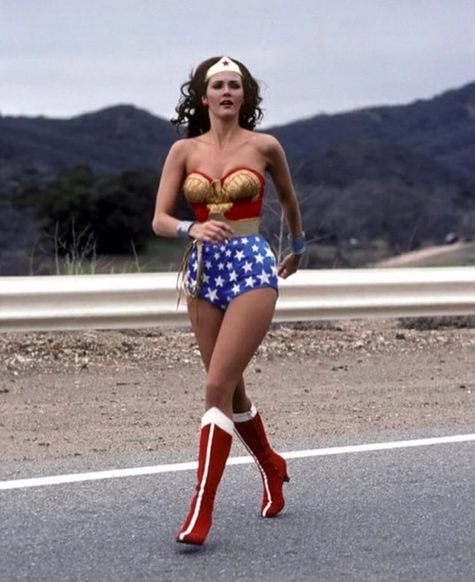 1975 Lynda Carter