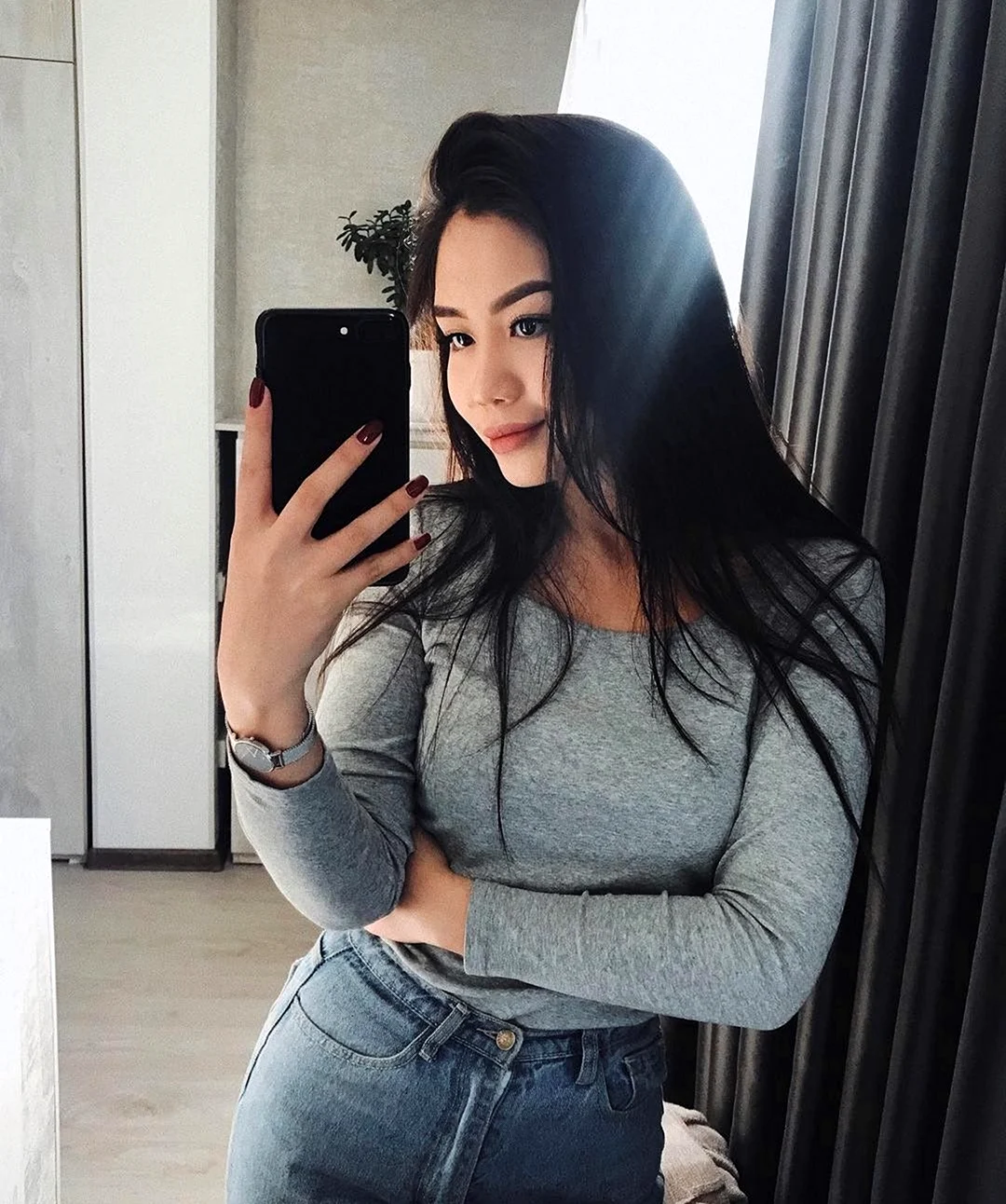 Айжан Асемова селфи