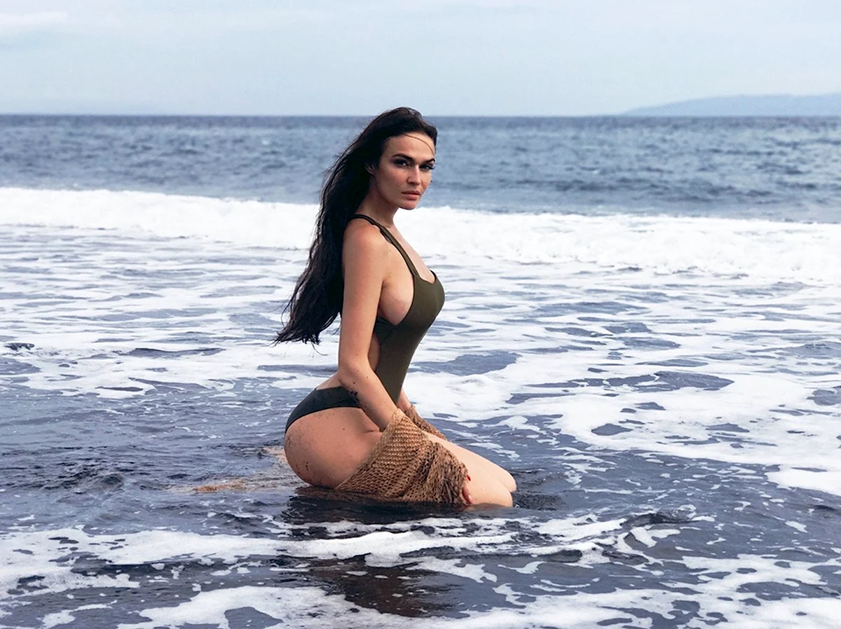 Алёна Водонаева горячие
