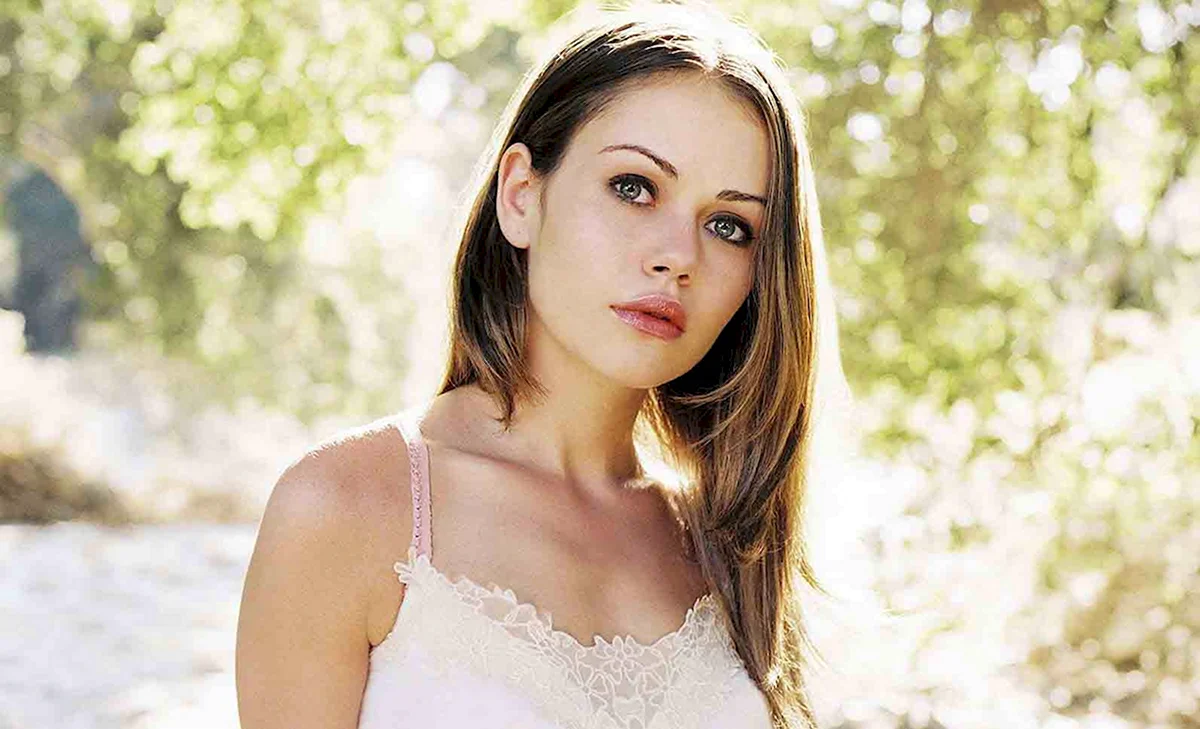 Alexis Gabbriel Dziena
