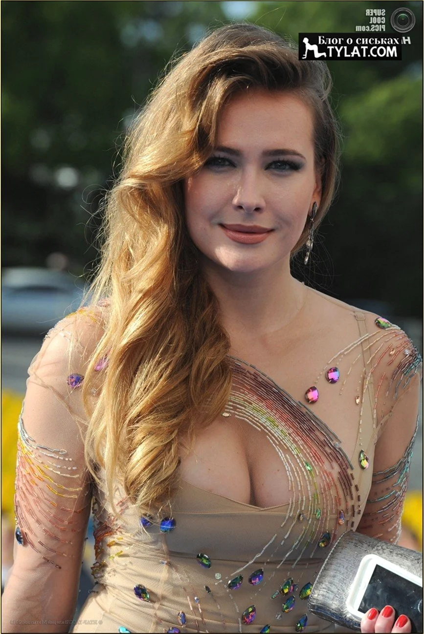 Анна Горшкова