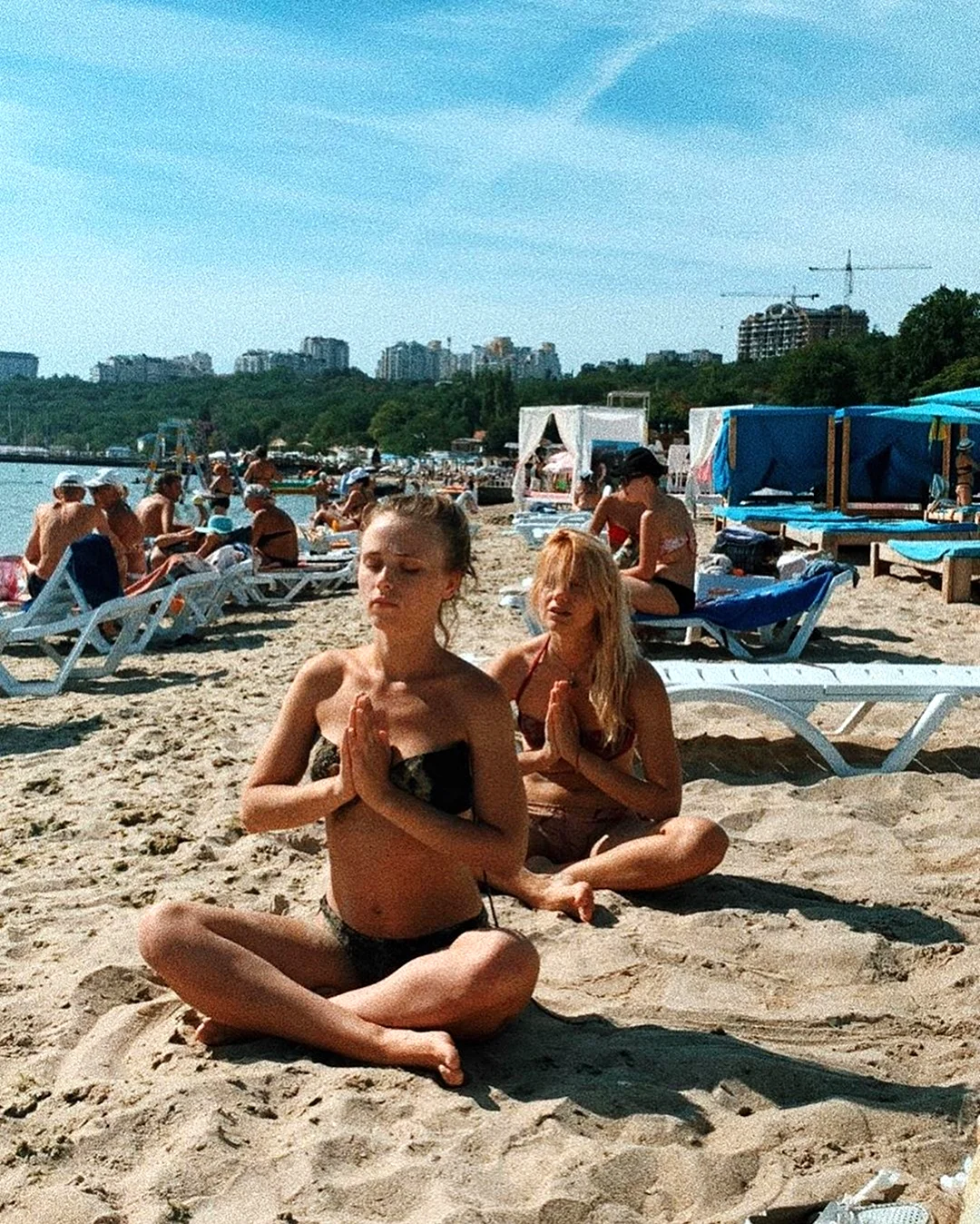 Анна кошмал