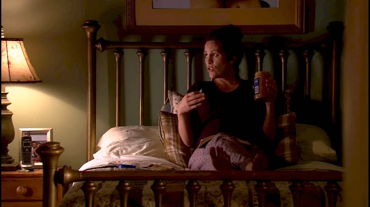 Annabeth Gish feet
