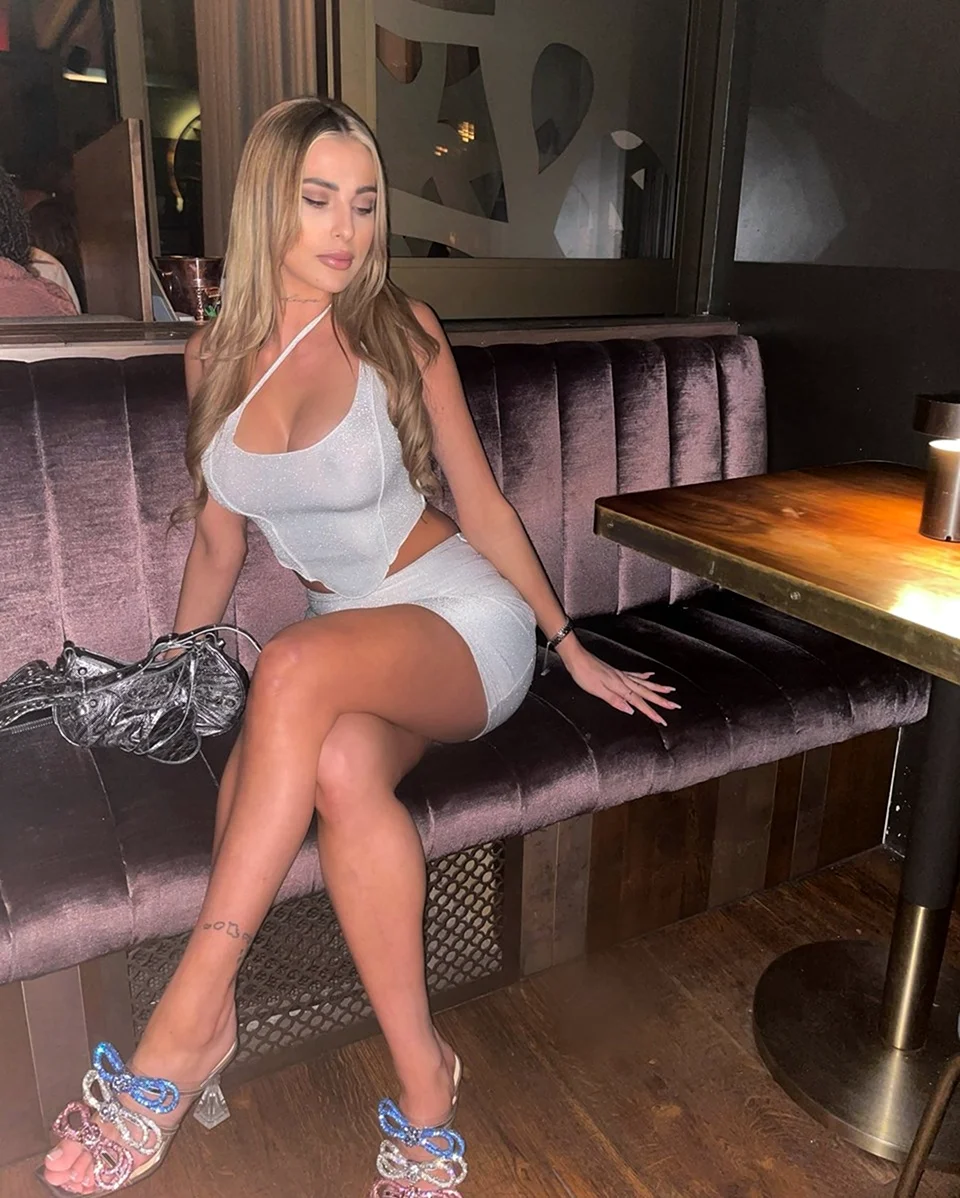 Azul hermosa актриса