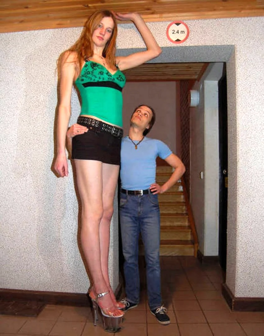 Baltic Tall girl Elisse и Иван