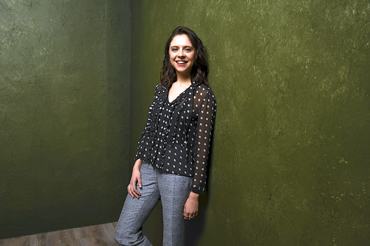 Bel Powley