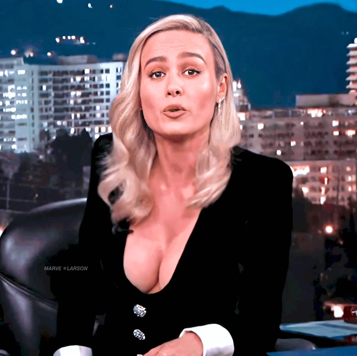 Бри Ларсон грудь Jimmy Kimmel