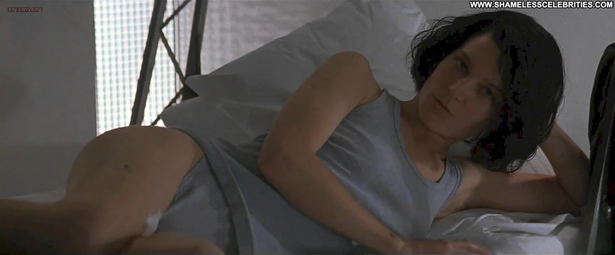 Бриджит фонда Bridget Fonda голая