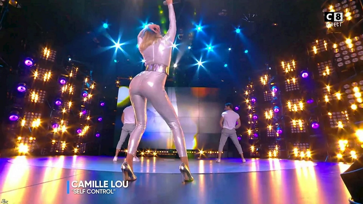 Camille Lou hot