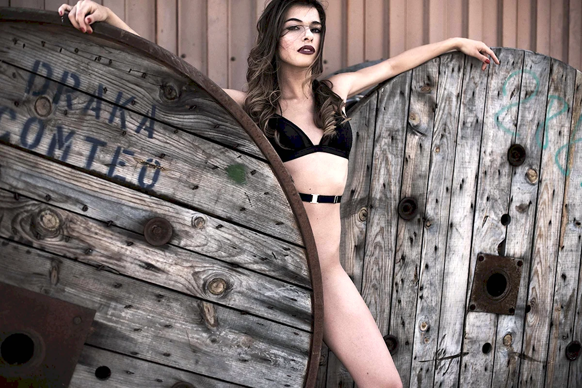 Chiara модель