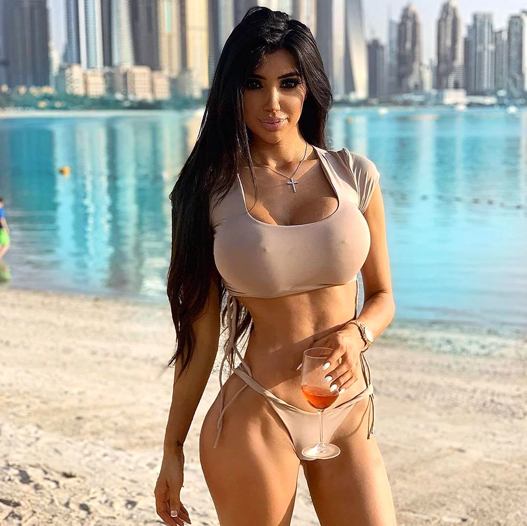 Chloe Khan