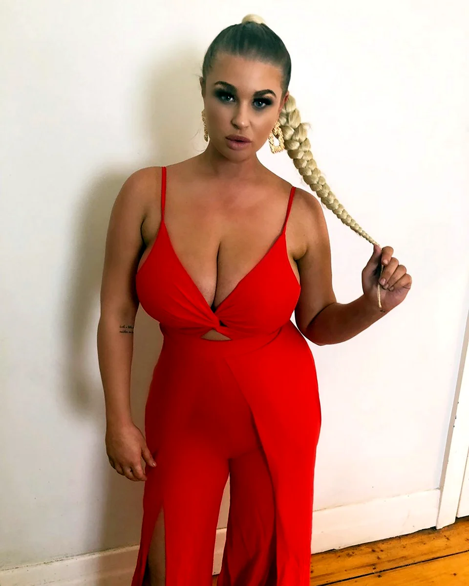 Chloe Michelle