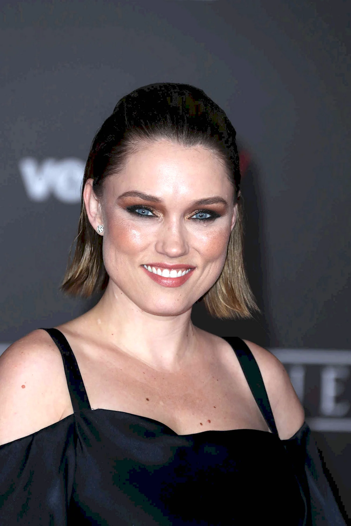 Clare Grant