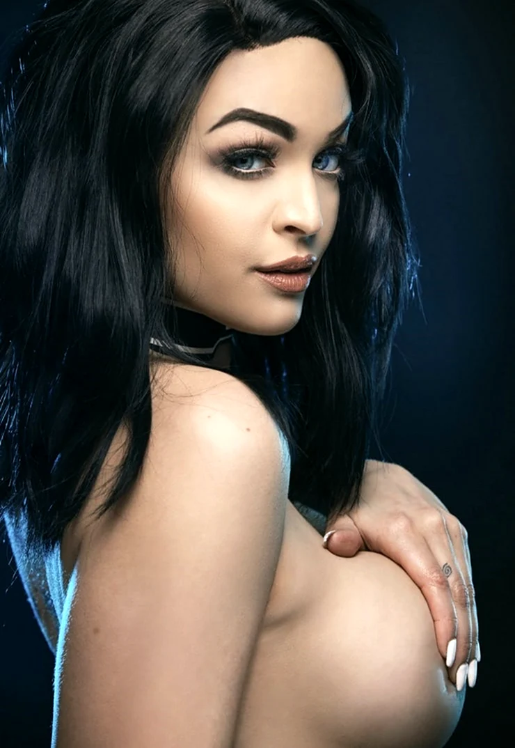 Danielle DENICOLA leaked