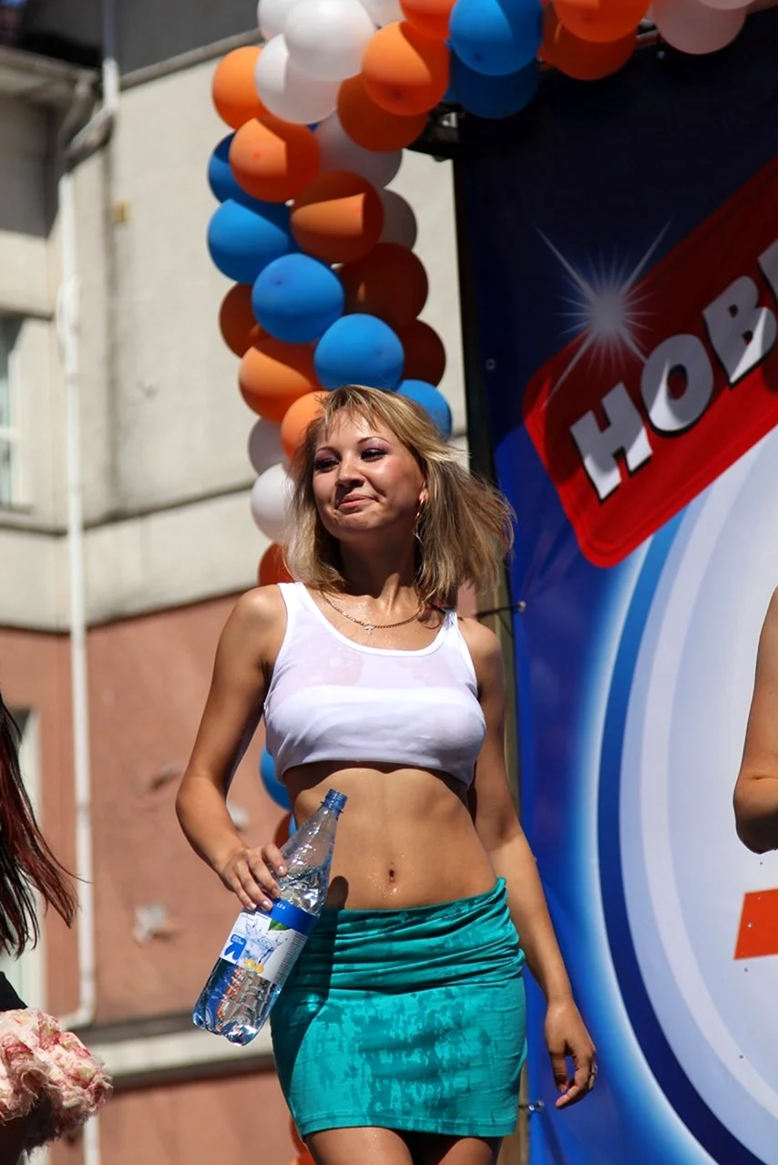 ДНС Мисс мокрая майка