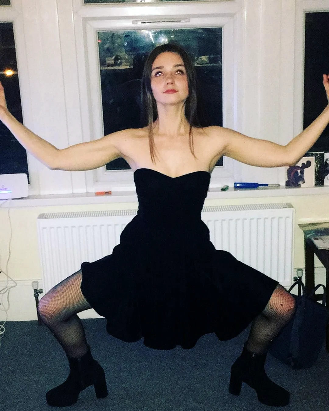 Джессика Барден hot