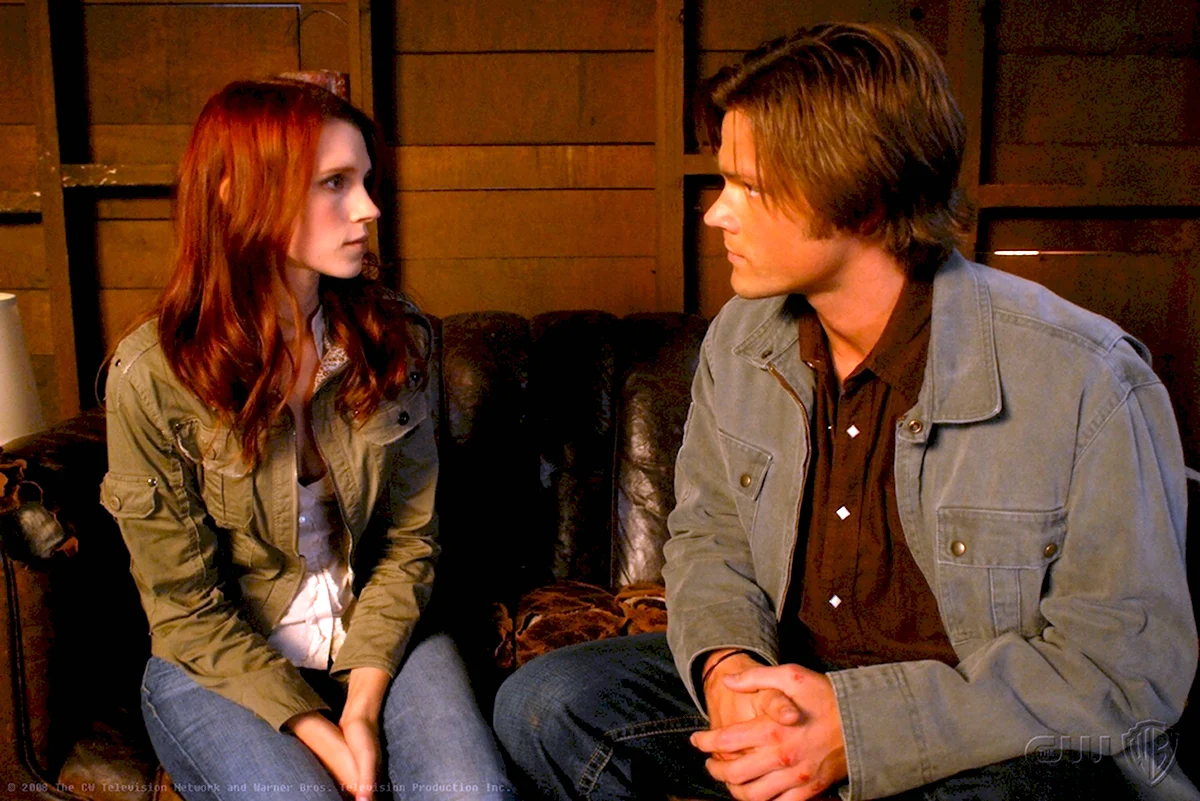 Джули МАКНИВЕН Supernatural