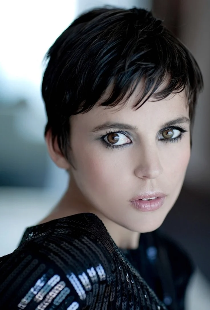 Елена Анайя