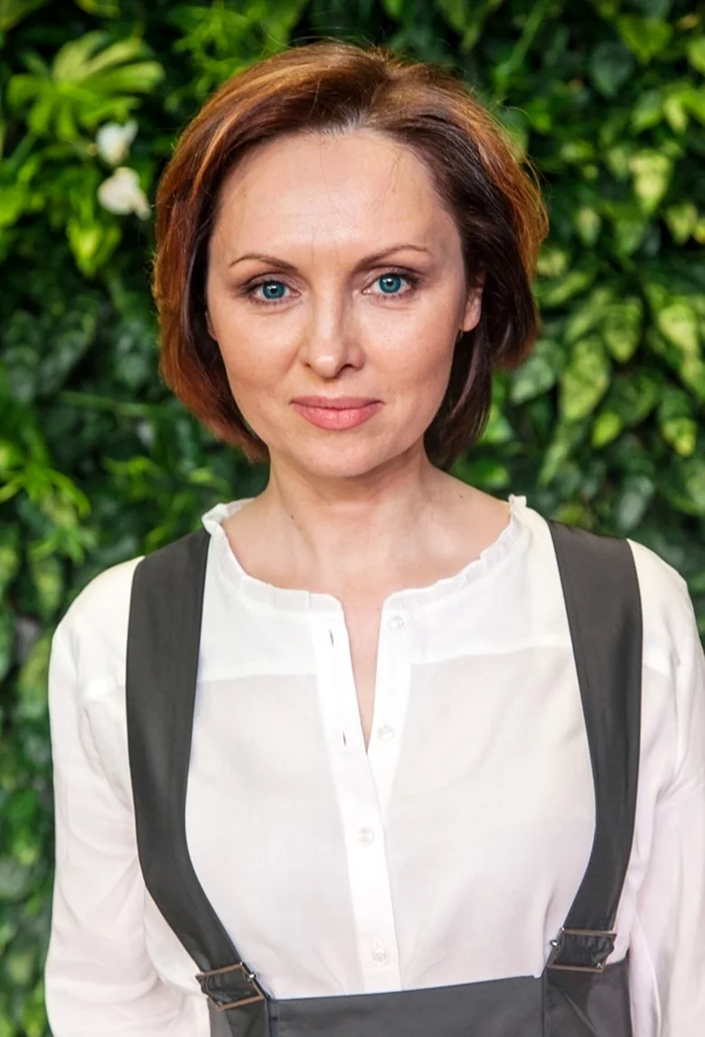 Елена Ксенофонтова