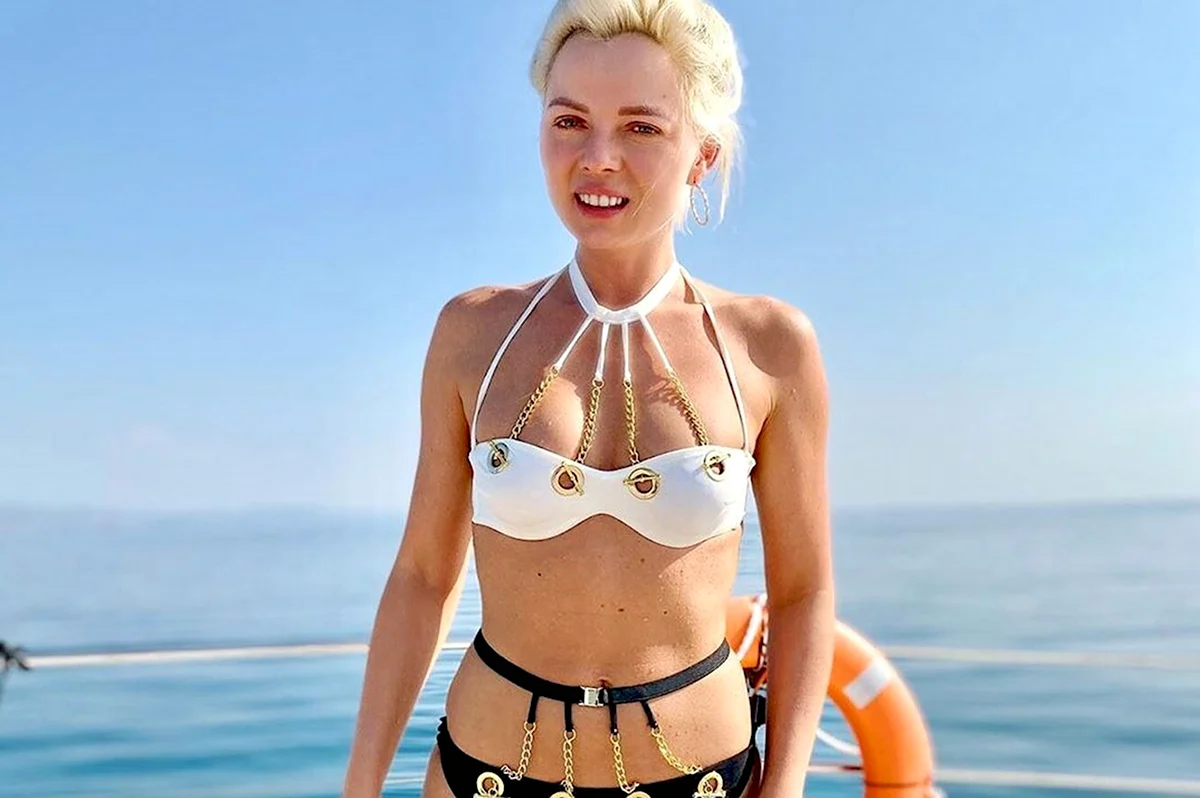 Елена Николаева ведущая