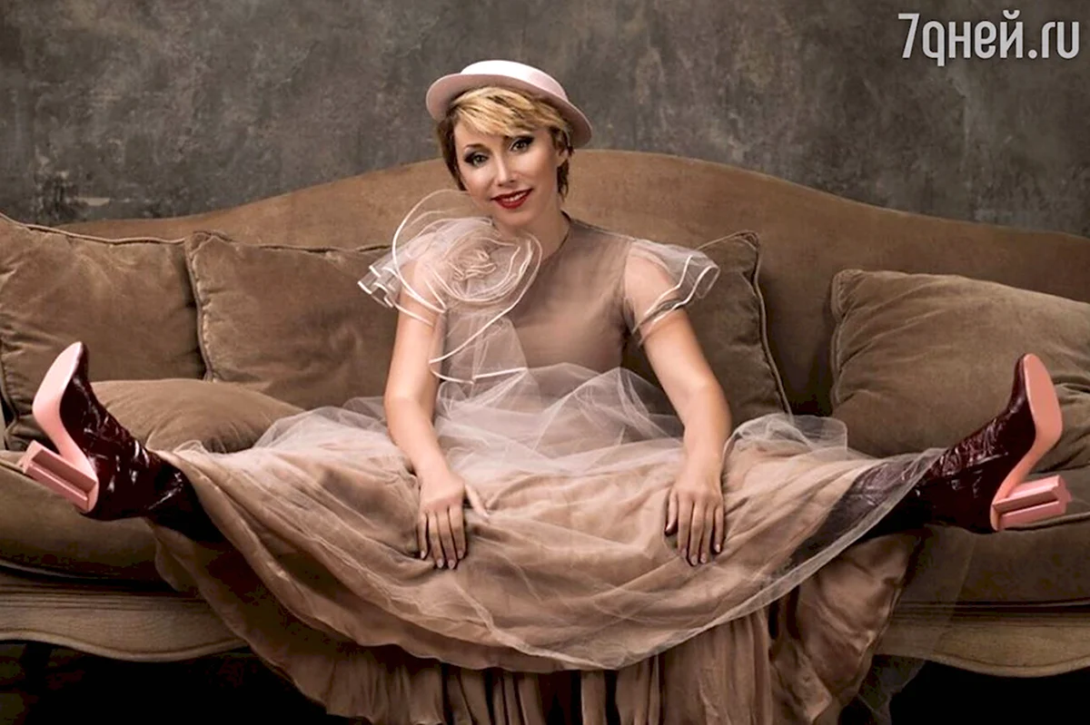 Елена Воробей шпагат