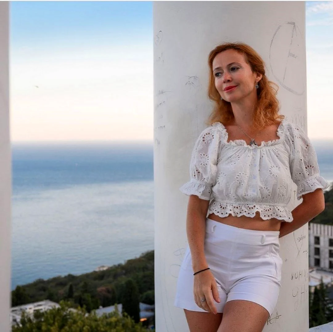 Елена Захарова горячие