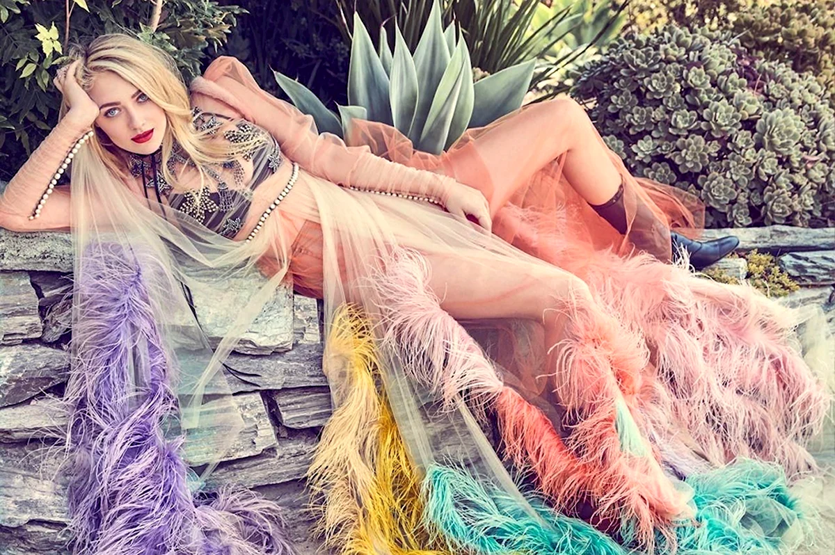Elle Fanning Dakota