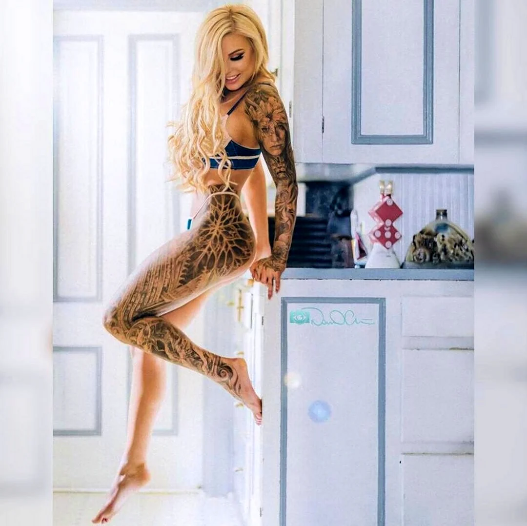 Ellie Rayne