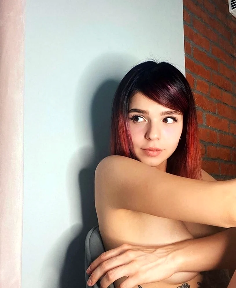 Esther онлифанс