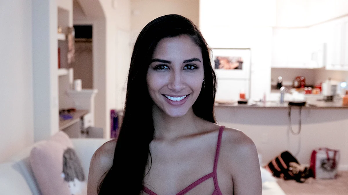 Gianna Dior Tinder