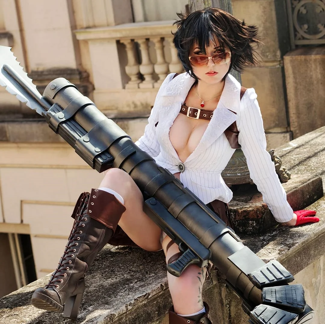 Giu Hellsing Cosplay