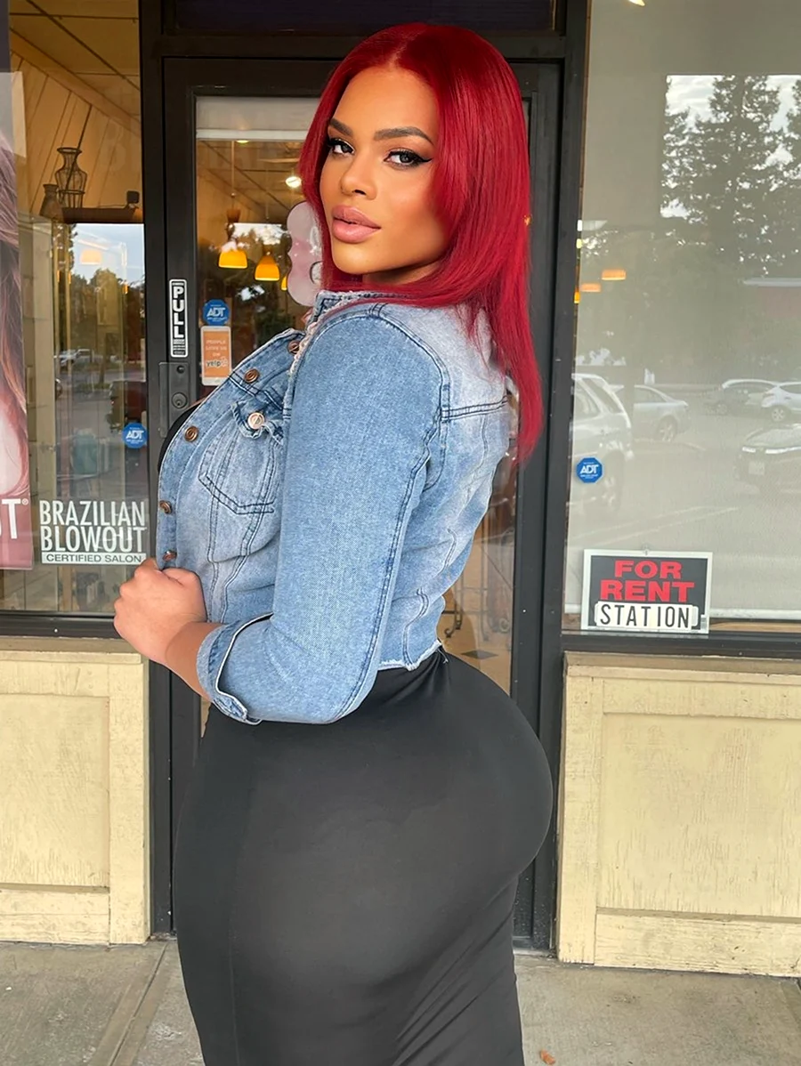 Halle Hayes Bio