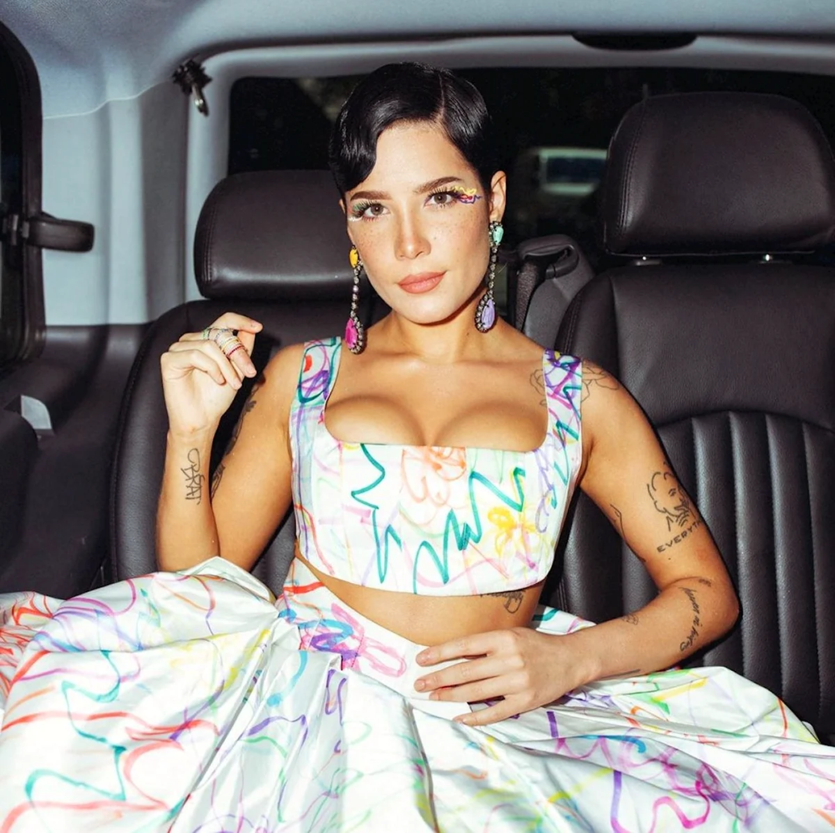 Halsey @iamhalsey