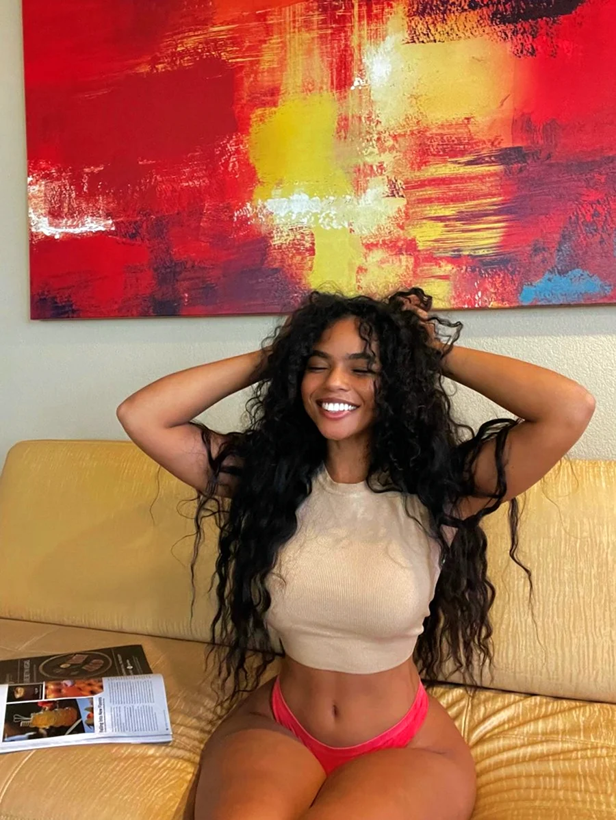 Helayna Marie