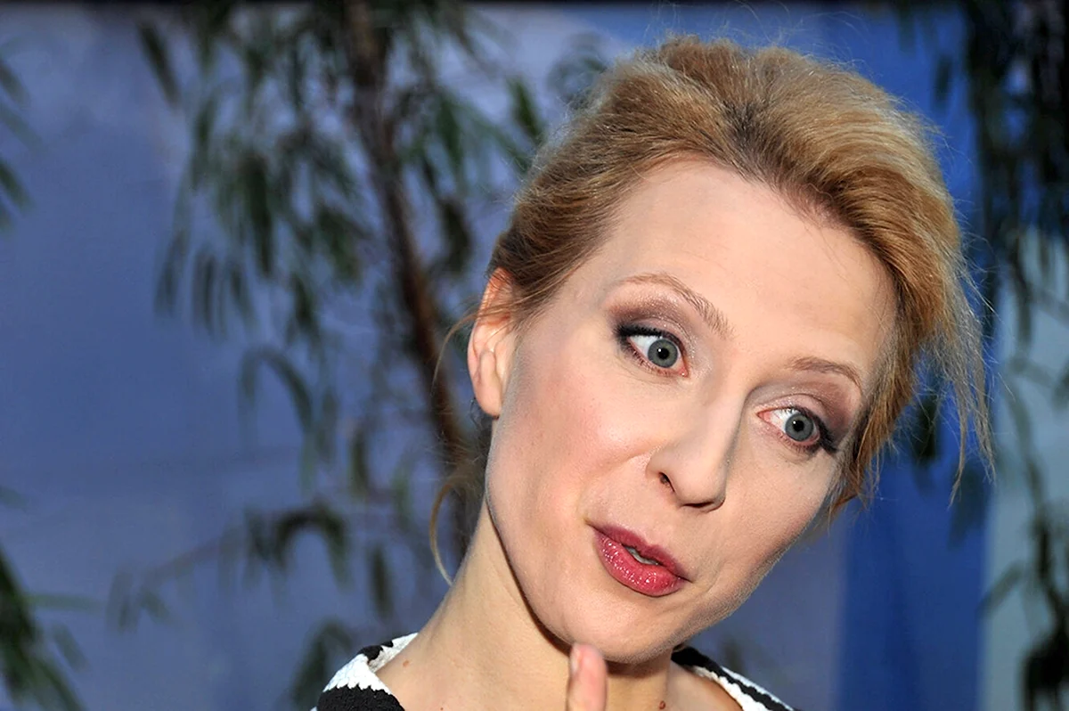 Яна Чурикова в молодости