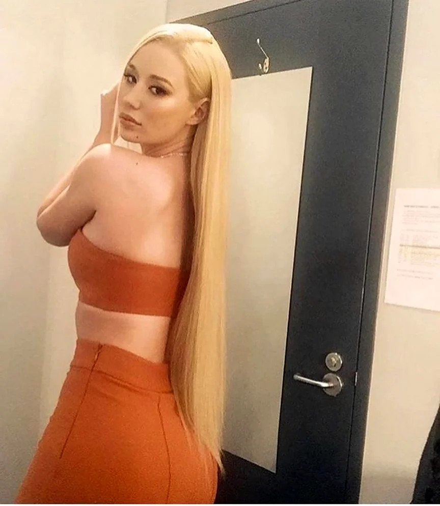 Игги Азалия hot