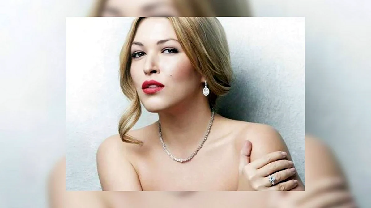 Ирина Дубцова блондинка