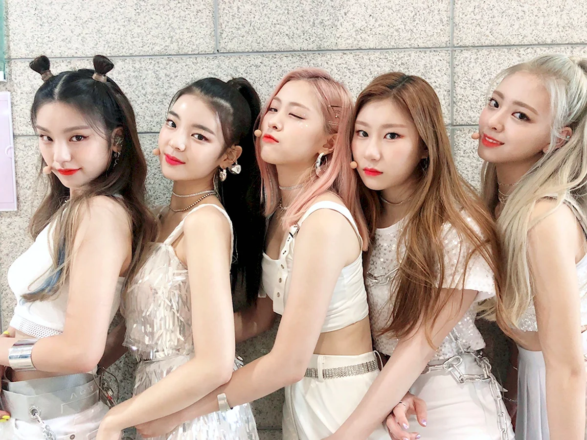 Itzy корейская группа