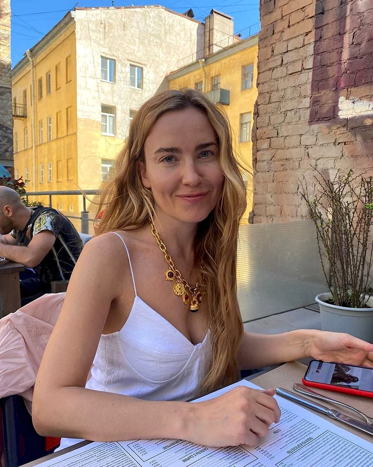 Юлия Александрова актриса
