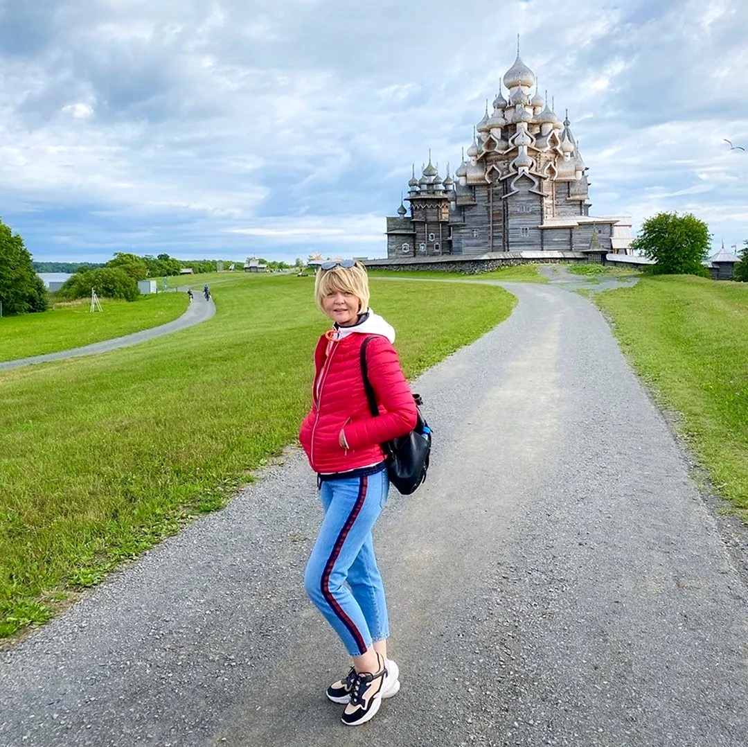 Юлия Меньшова в Карелии