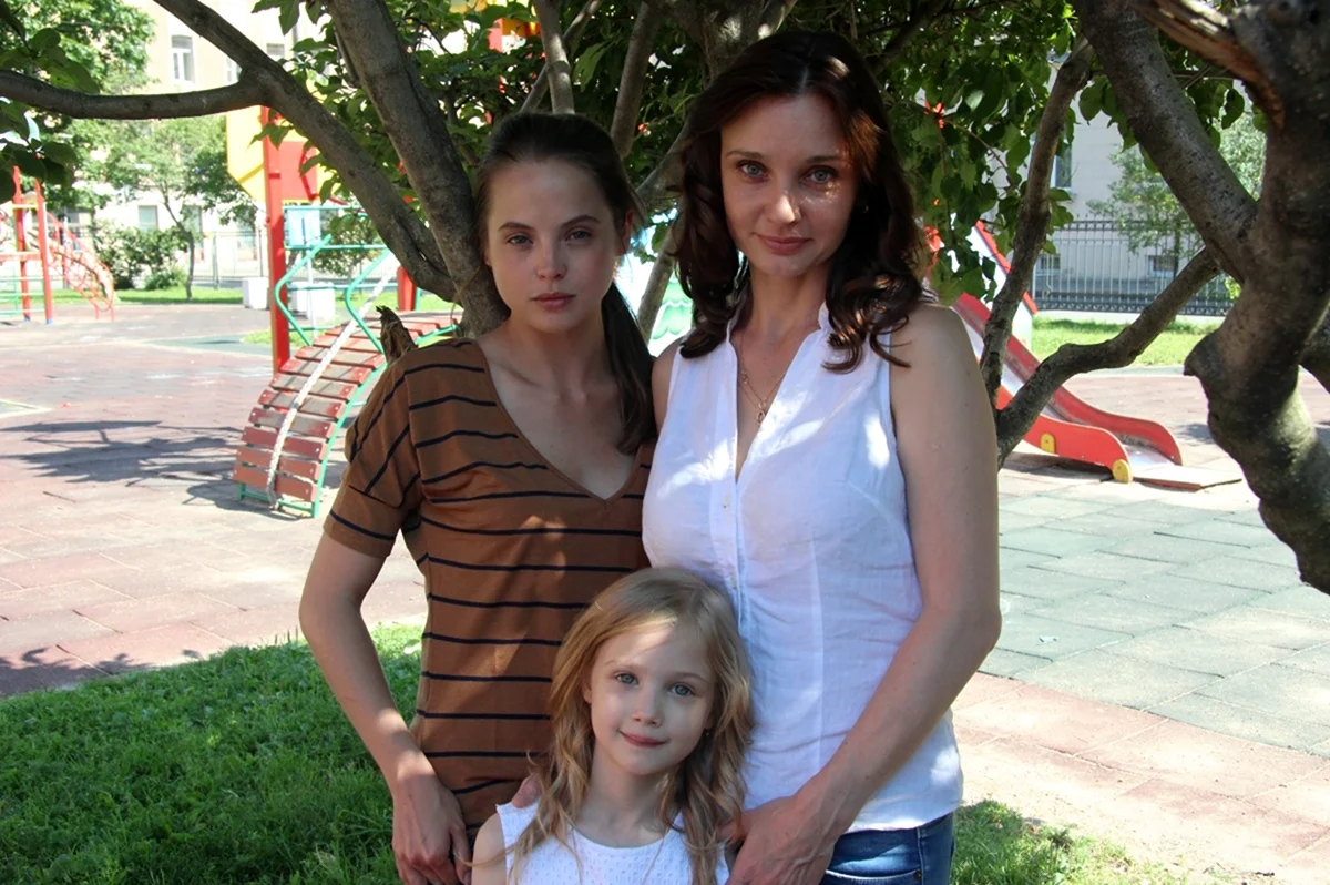 Юлия Жигалина актриса
