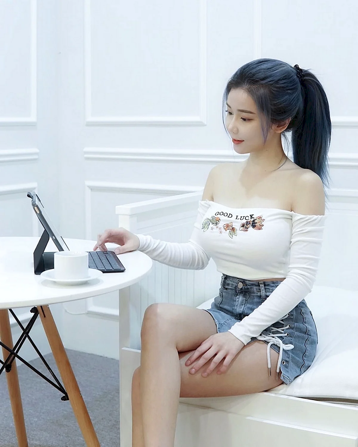 Jenna 周甄娜