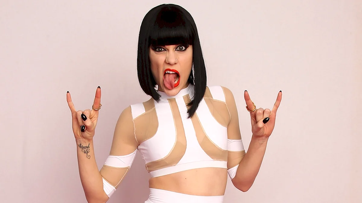 Jessie j 18