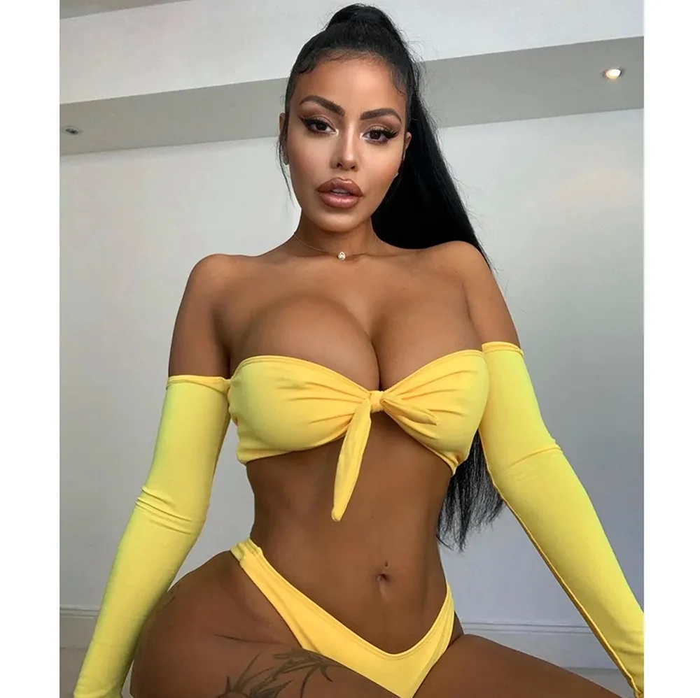 Хлоя Саксон Chloe Saxon
