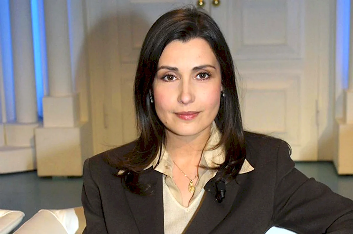 Клаудия колль