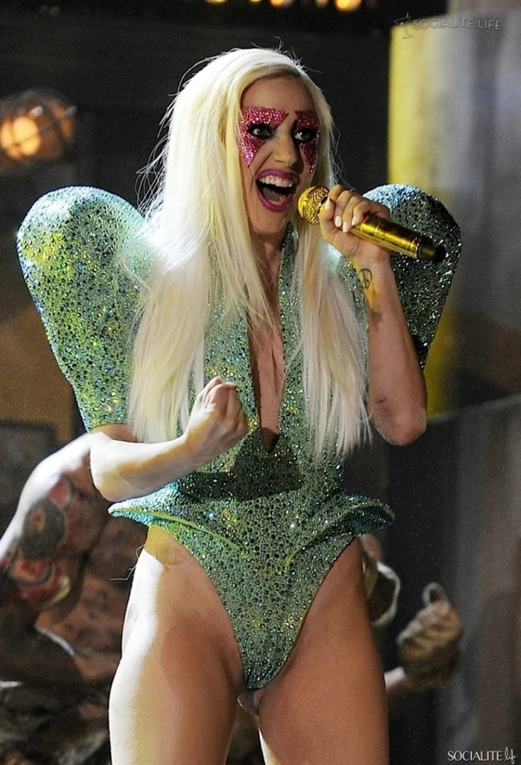 Lady Gaga гермафродит