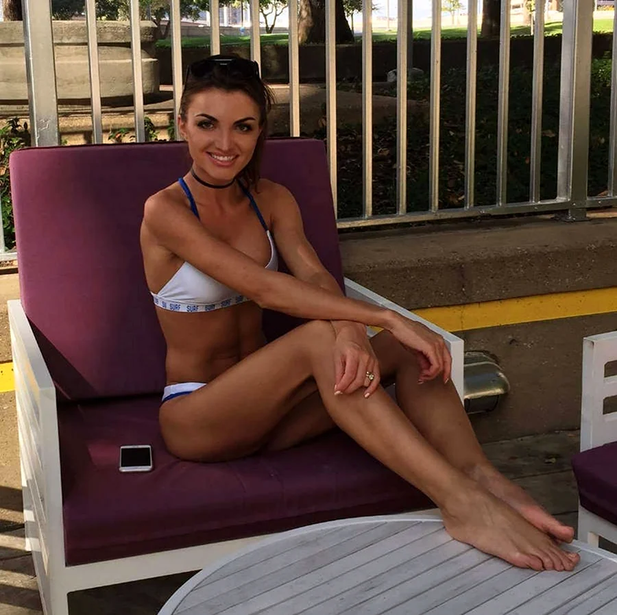 Лана МАККИССАК feet