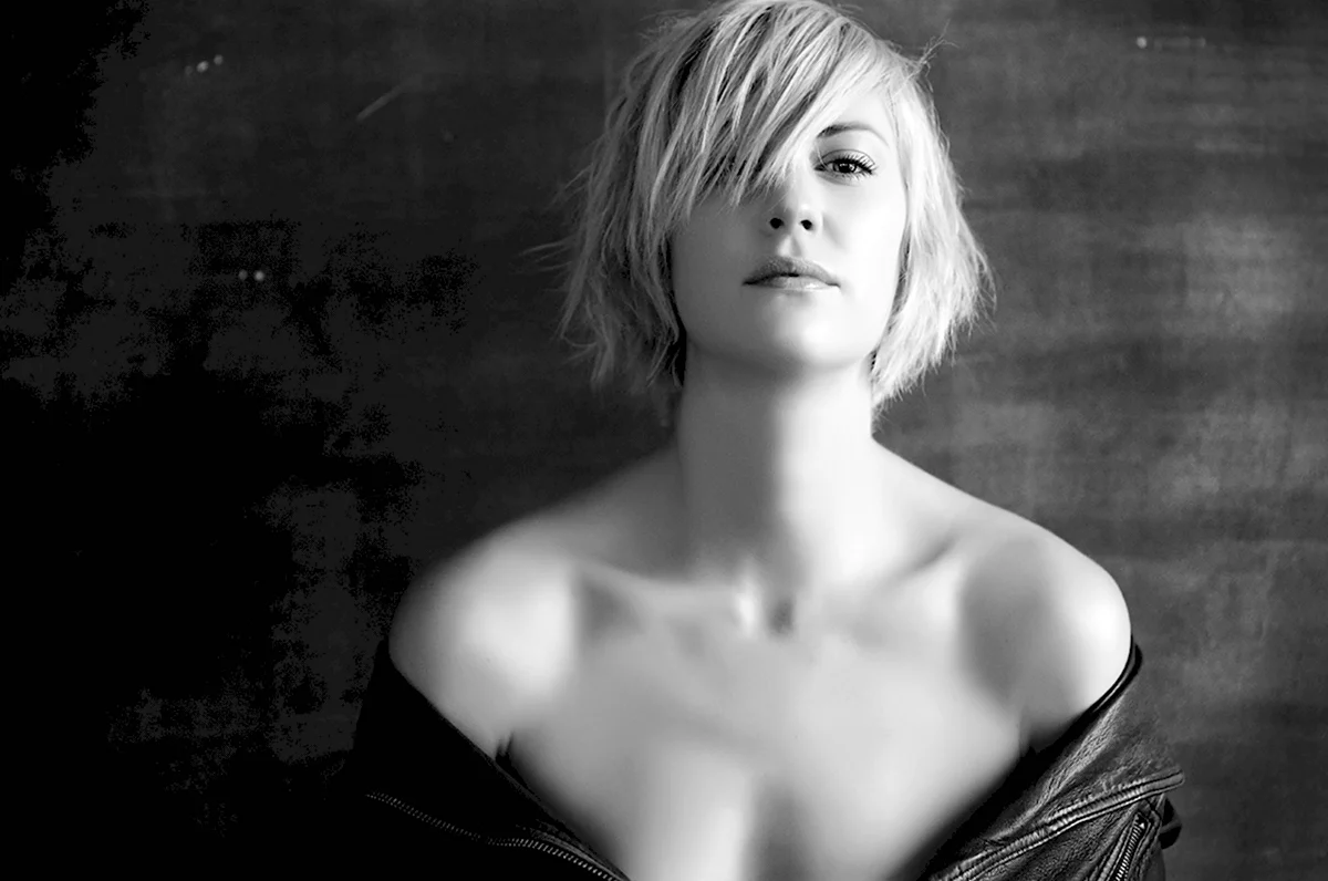 Lauren Lee Smith
