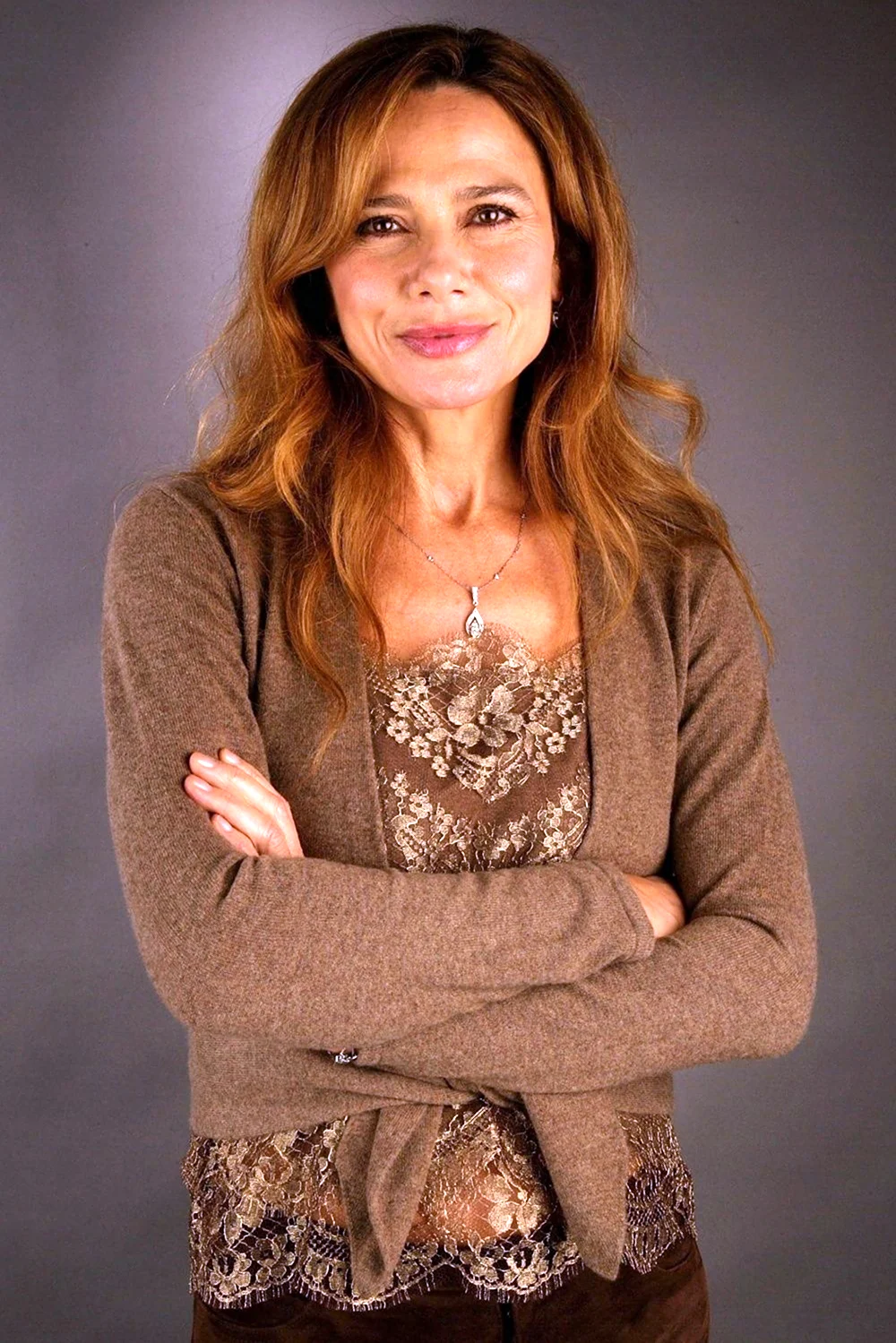 Лена Олин