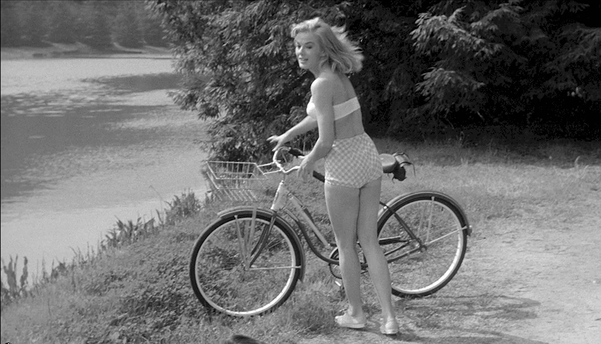 Leslie Parrish певица